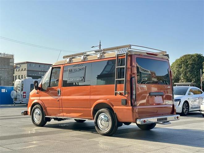 车沃森威尔1917复古风款式惊艳亮相AG真人游戏地址江铃福顺JMC宿营(图2)