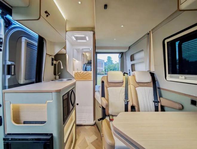 露营车越界R3房车颜值品质没得说AG真人国际一款超赞的小而美精致(图9) 露营车越界R3房车颜值品质没得说AG真人国际一款超赞的小而美精致(图9)